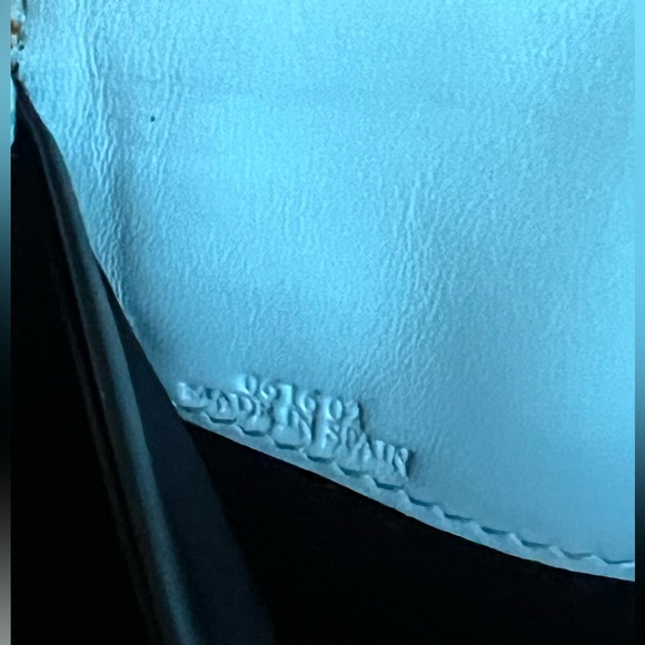 LOEWE ANAGRAM Imprinted Baby Blue Leather Gold Metal Snap Zip Coin Wallet - Picture 8 of 16